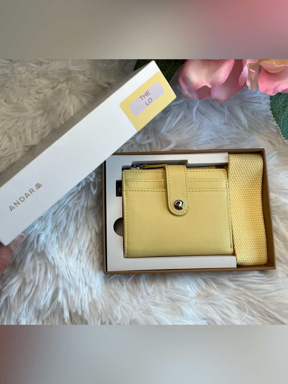 Andar The Lo wallet in butter